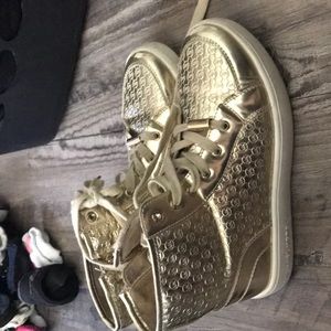 Michael Kors gold girls sneakers used. Size 3